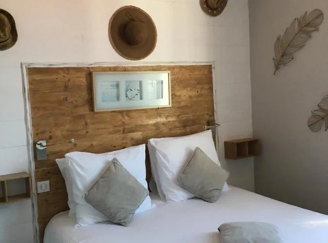 Hotel Familial L'ostréi 2*